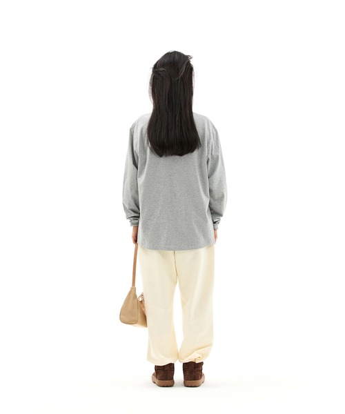 EMIS（イミス）の「SMALL LINE PATCH POCKET LS T-SHIRT（Tシャツ/カットソー・レディース・ブルー/ブラウン/グレー・SMALL/MEDIUM）」の19枚目の写真