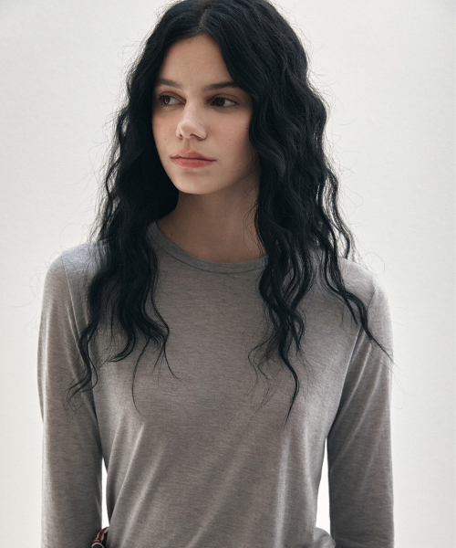 LOTSYOU(ロッツユー)の「Noa Wool Round neck T-shirt Melange Gray(Tシャツ/カットソー・レディース・その他・OS)」の5枚目の写真