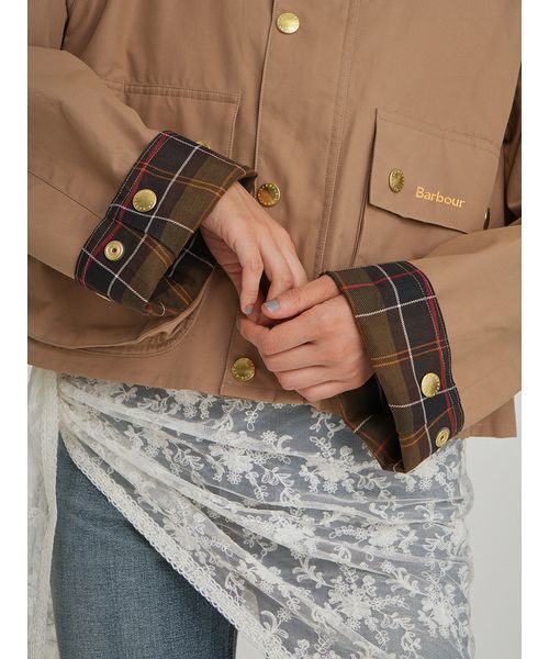 Mila Owen(ミラオーウェン)の「【BARBOUR】別注SPEY ショート(ブルゾン・レディース・ベージュ/アイボリー/ブラック・F)」の22枚目の写真