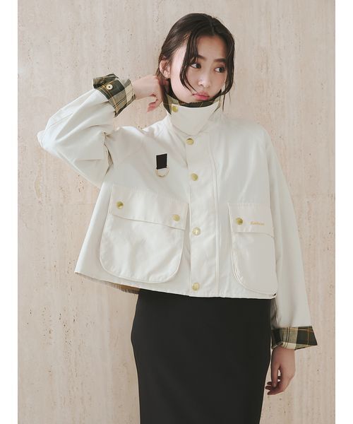 Mila Owen(ミラオーウェン)の「【BARBOUR】別注SPEY ショート(ブルゾン・レディース・ベージュ/アイボリー/ブラック・F)」の13枚目の写真