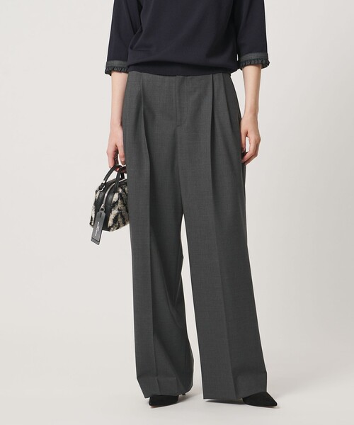 UNITED ARROWS(ユナイテッドアローズ)の「トロピカル 2タック ワイドパンツ(スラックス・レディース・ダークグレー/ダークブラウン/ブラック/その他2・38/34/40/36)」の2枚目の写真