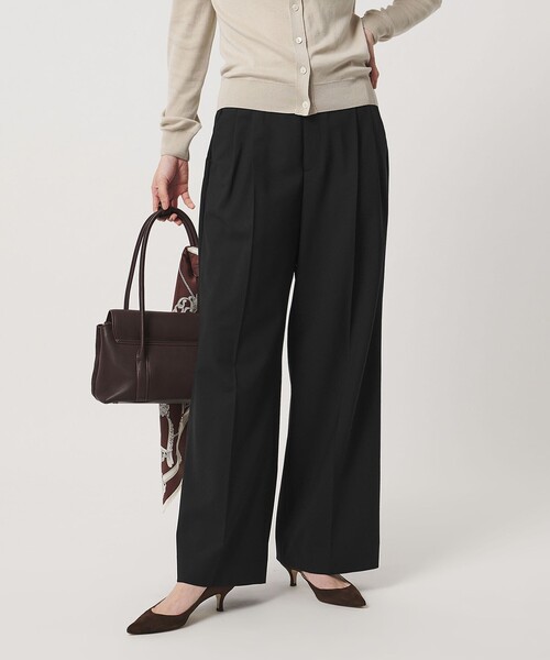 UNITED ARROWS(ユナイテッドアローズ)の「トロピカル 2タック ワイドパンツ(スラックス・レディース・ダークグレー/ダークブラウン/ブラック/その他2・38/34/40/36)」の1枚目の写真