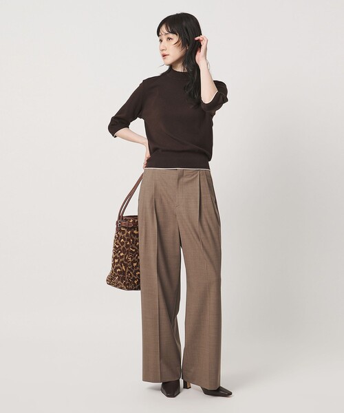 UNITED ARROWS(ユナイテッドアローズ)の「トロピカル 2タック ワイドパンツ(スラックス・レディース・ダークグレー/ダークブラウン/ブラック/その他2・38/34/40/36)」の15枚目の写真