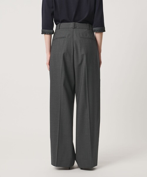 UNITED ARROWS(ユナイテッドアローズ)の「トロピカル 2タック ワイドパンツ(スラックス・レディース・ダークグレー/ダークブラウン/ブラック/その他2・38/34/40/36)」の18枚目の写真