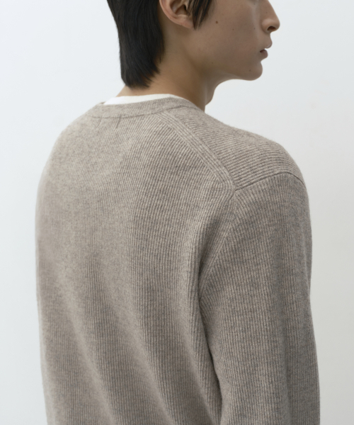 MUSINSA STANDARD（ムシンサスタンダード）の「[ビクトリアウール] ミニマルリブクロップニット [オートミール]（ニット/セーター・メンズ・その他・MEDIUM/LARGE/X-LARGE/2XL）」の5枚目の写真