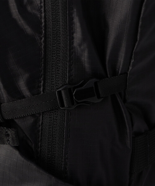 Columbia(コロンビア)の「限定展開 Columbia/コロンビア タイガーブルック18Lパッカブルバックパック / Tyger Brook 18L Packable Backpack / PU8794(バックパック/リュック・メンズ・ブラック・フリ-)」の7枚目の写真