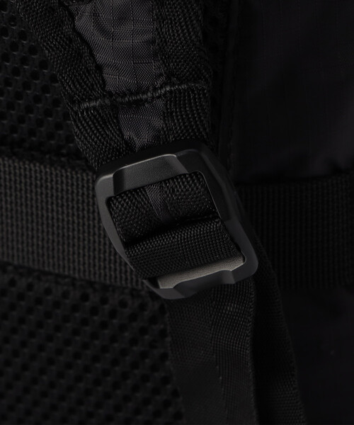 Columbia(コロンビア)の「限定展開 Columbia/コロンビア タイガーブルック18Lパッカブルバックパック / Tyger Brook 18L Packable Backpack / PU8794(バックパック/リュック・メンズ・ブラック・フリ-)」の9枚目の写真