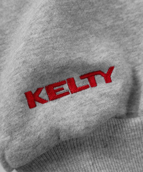 KELTY(ケルティ)の「【97】【KELTY/ケルティ】裏起毛 クロップド スウェット/トレーナー/ショート丈/短丈/ミニロゴ/ワンポイント/裏起毛/レディース(スウェット・レディース・グレー/ネイビー/ホワイト/ブラック・FREE)」の5枚目の写真