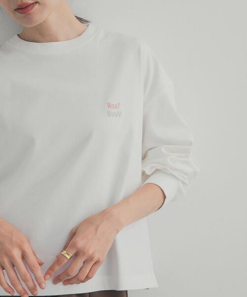 URBAN RESEARCH DOORS(アーバンリサーチドアーズ)の「GrowOrganic 刺しゅうロングスリーブTシャツ(Tシャツ/カットソー・レディース・チャコールグレー/バーガンディー/オフホワイト・FREE)」の2枚目の写真