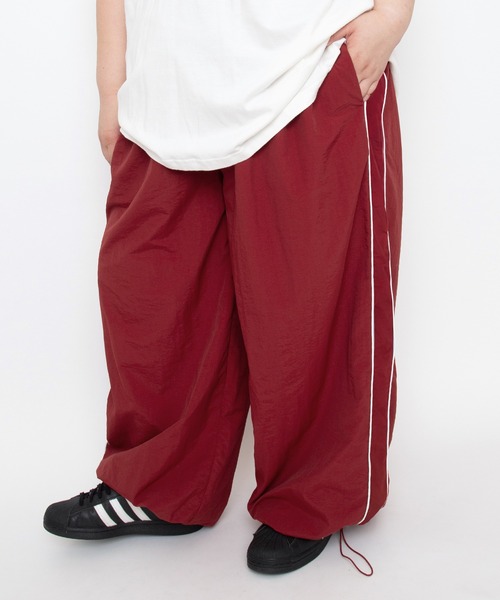 PUNYUS(プニュズ)の「【NEW SIZE】切り替えナイロンパンツ(その他パンツ・レディース・ワイン/ブラック/グリーン・5/4/3/2/1)」の6枚目の写真