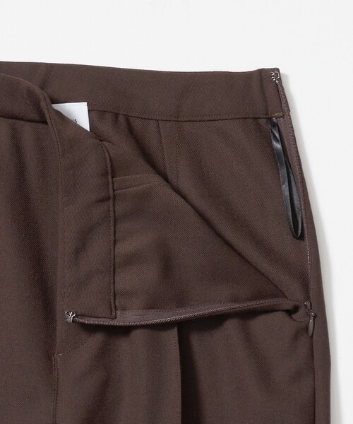 UNITED ARROWS(ユナイテッドアローズ)の「セミフレア レギンス パンツ(その他パンツ・レディース・ブラック/ダークブラウン/ライトピンク・38/36)」の7枚目の写真