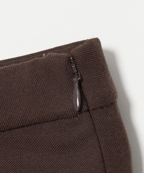 UNITED ARROWS(ユナイテッドアローズ)の「セミフレア レギンス パンツ(その他パンツ・レディース・ブラック/ダークブラウン/ライトピンク・38/36)」の9枚目の写真