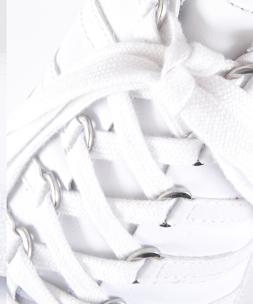 K-SWISS（ケースイス）の「K・SWISS(ケー・スイス)CLASSIC 66  / 36037420（スニーカー・メンズ・ホワイト・9.5/8/9/8.5/10）」の2枚目の写真