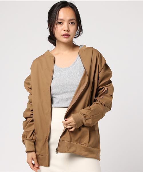 KOBE LETTUCE（コウベレタス）の「MA-1ブルゾンジャケット（MA-1・レディース・キャメル/ネイビー/ブラック/カーキ/レッド系その他/グリーン系その他/イエロー系その他/グリーン系その他2/ブルー系その他2/レッド系その他2/ブルー系その他/イエロー系その他2/ブラック系その他/ブラック系その他2・FREE）」の13枚目の写真