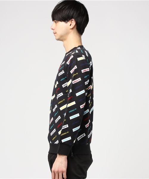 adidas（アディダス）の「オリジナルス スウェット [TREFOIL MONOGRAM SWEATSHIRT]（スウェット・メンズ・ブラック・X-LARGE/LARGE/X-SMALL/MEDIUM/SMALL/XX-LARGE）」の2枚目の写真