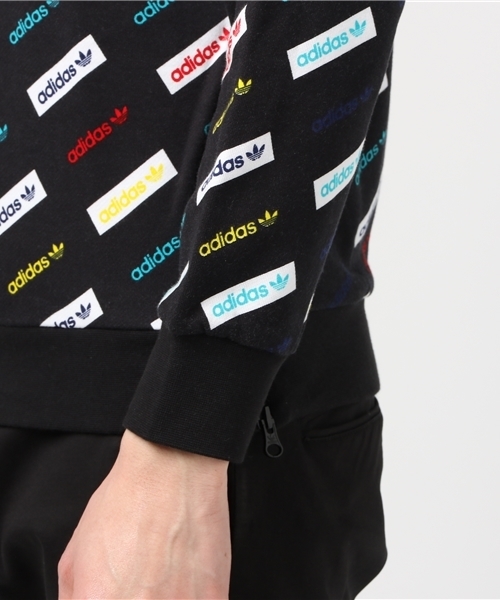 adidas（アディダス）の「オリジナルス スウェット [TREFOIL MONOGRAM SWEATSHIRT]（スウェット・メンズ・ブラック・X-LARGE/LARGE/X-SMALL/MEDIUM/SMALL/XX-LARGE）」の5枚目の写真