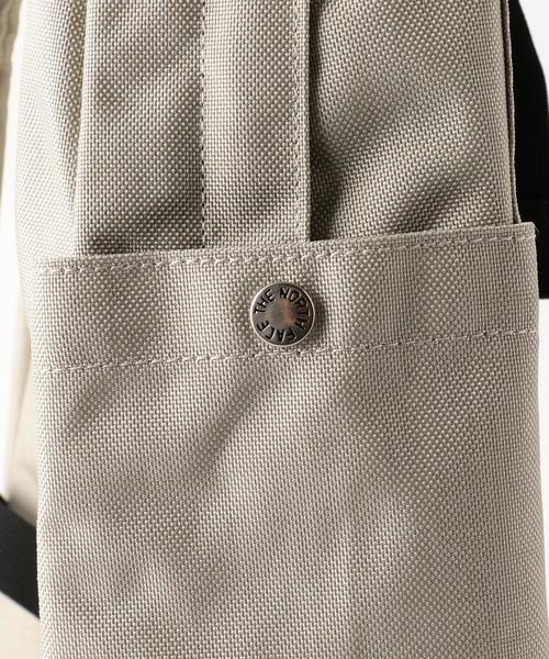 THE NORTH FACE(ザノースフェイス)の「<THE NORTH FACE>BOOK RAC PACK バックパック Ψ ◆(バックパック/リュック・レディース・ブラック/モカ/ワインレッド・FREE)」の7枚目の写真