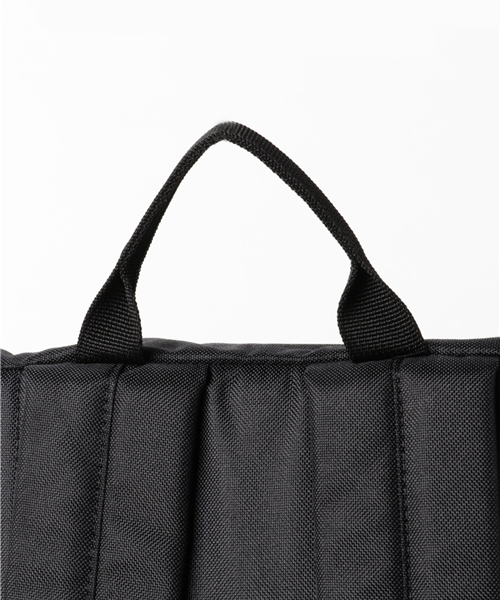 Levi's（リーバイス）の「SQUARE BASIC BACKPACK OV（バックパック/リュック・メンズ・ブラック・OS）」の5枚目の写真