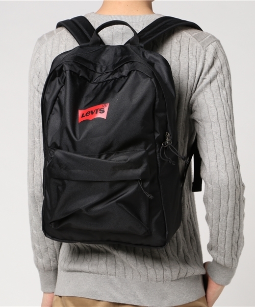 Levi's（リーバイス）の「SQUARE BASIC BACKPACK OV（バックパック/リュック・メンズ・ブラック・OS）」の3枚目の写真