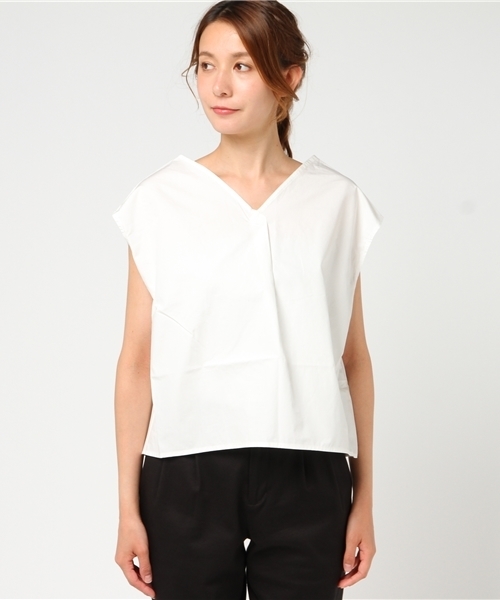 titivate(ティティベイト)の「タイプライターバッククロスブラウス(シャツ/ブラウス・レディース・ホワイト/レッド/カーキ・M)」の4枚目の写真