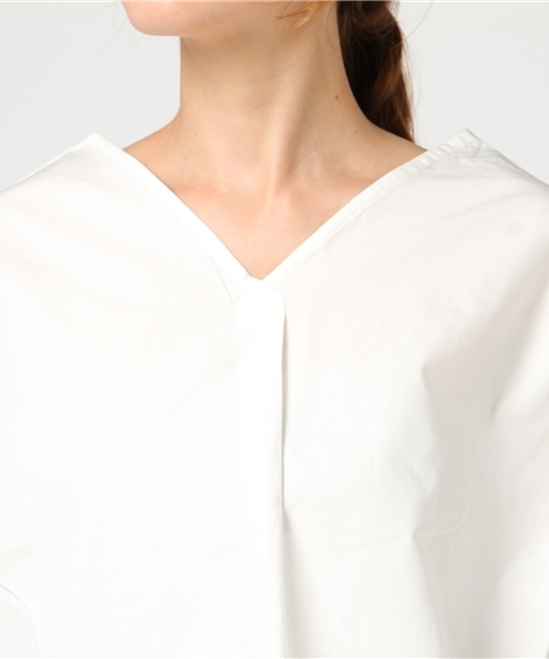 titivate(ティティベイト)の「タイプライターバッククロスブラウス(シャツ/ブラウス・レディース・ホワイト/レッド/カーキ・M)」の7枚目の写真