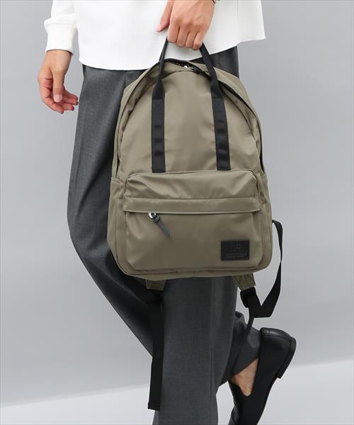 ADAM ET ROPE'（アダムエロペ）の「 RAFE バックパック（バックパック/リュック・メンズ・ブラック/ブラウン/モスグリーン・FREE）」の3枚目の写真