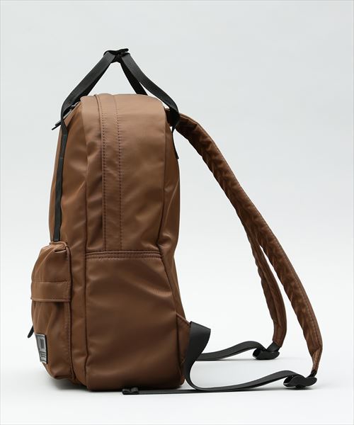 ADAM ET ROPE'（アダムエロペ）の「 RAFE バックパック（バックパック/リュック・メンズ・ブラック/ブラウン/モスグリーン・FREE）」の8枚目の写真