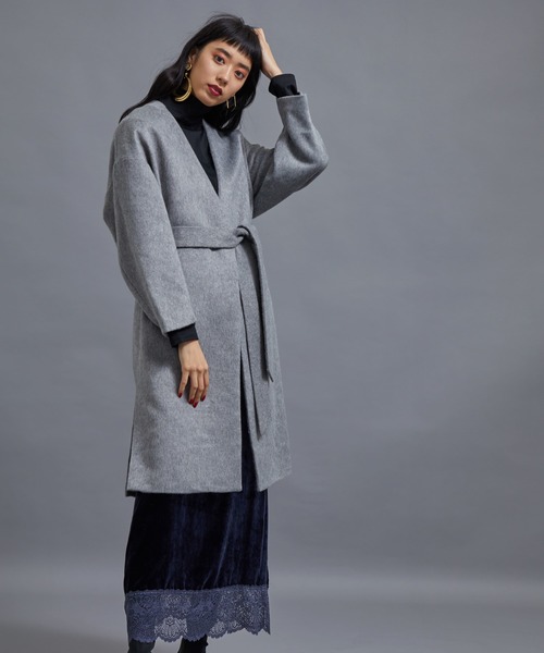 STUDIOUS(ステュディオス)の「ベルテッドノーカラーガウンコート(その他アウター・レディース・グレー/ベージュ/ブラック・0/1)」の21枚目の写真