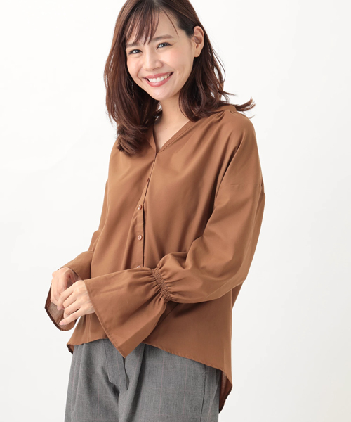 earth music&ecology（アースミュージックアンドエコロジー）の「・キャンディスリーブブラウス（シャツ/ブラウス・レディース・ブラウン/ネイビー/オフホワイト/ダークグリーン・FREE）」の3枚目の写真