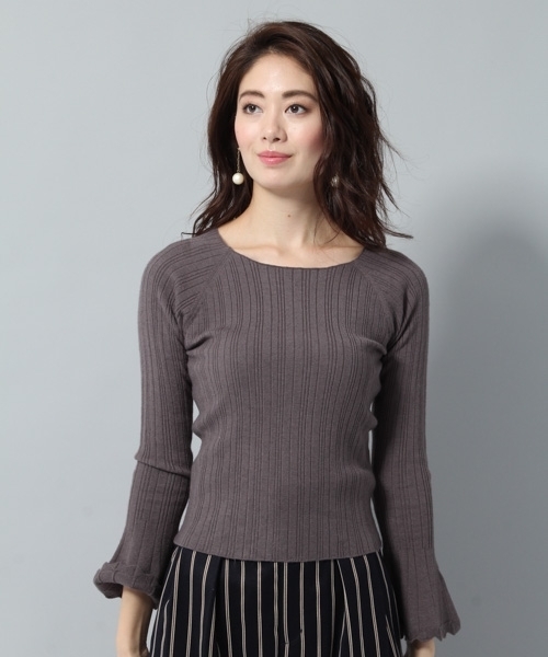 Andemiu（アンデミュウ）の「ビスチェＳＥＴリブニットプルオーバー778551（ニット/セーター・レディース・ブラック/オフホワイト/グレー・FREE）」の9枚目の写真