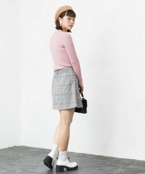 WEGO（ウィゴー）の「WEGO/前ボタンチェックタイトミニスカート（スカート・レディース・グレー系その他2/ブルー系その他2/ベージュ系その他2/イエロー系その他3/ブラック系その他2/ブラック系その他3/レッド系その他2・LARGE/MEDIUM）」の12枚目の写真