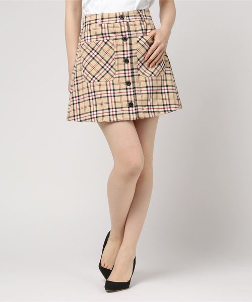 WEGO（ウィゴー）の「WEGO/前ボタンチェックタイトミニスカート（スカート・レディース・グレー系その他2/ブルー系その他2/ベージュ系その他2/イエロー系その他3/ブラック系その他2/ブラック系その他3/レッド系その他2・LARGE/MEDIUM）」の17枚目の写真