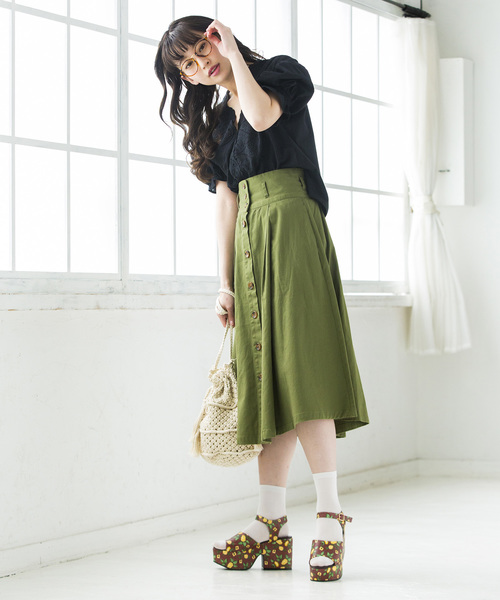 WEGO（ウィゴー）の「WEGO/チノ前ボタンタックミディスカート（スカート・レディース・ベージュ/ダークオレンジ/カーキ/オリーブ/ダークベージュ/ブラック系その他2/マスタード・LARGE/MEDIUM）」の13枚目の写真