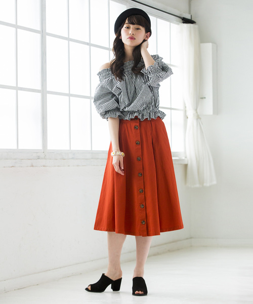 WEGO（ウィゴー）の「WEGO/チノ前ボタンタックミディスカート（スカート・レディース・ベージュ/ダークオレンジ/カーキ/オリーブ/ダークベージュ/ブラック系その他2/マスタード・LARGE/MEDIUM）」の17枚目の写真