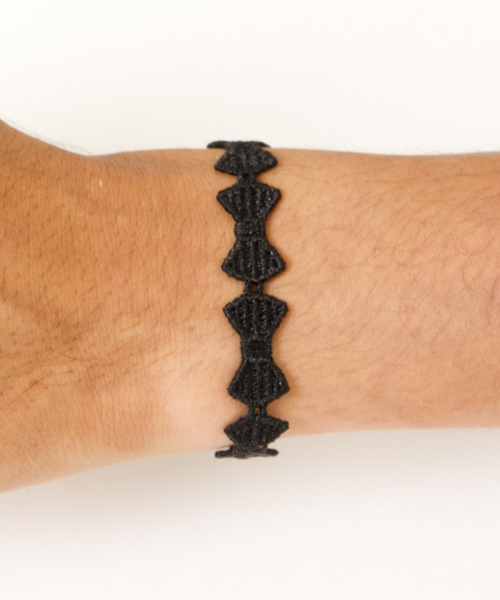 UNITED ARROWS（ユナイテッドアローズ）の「Cruciani PSY BOW TIE（ブレスレット・メンズ・ブラック/ライトグレー/ピンク/コバルトブルー/ネイビー・フリー）」の7枚目の写真