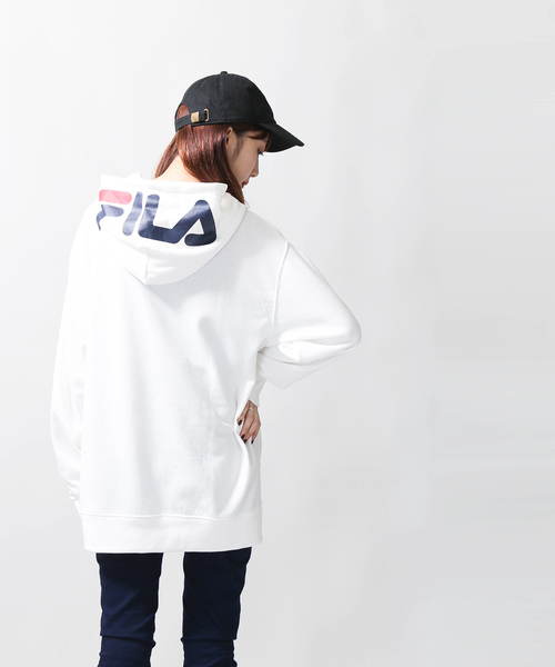 FILA（フィラ）の「∴WEGO/FILA別注フードロゴビッグシルエットパーカー（パーカー・レディース・イエロー/ホワイト/ネイビー/レッド/グリーン・FREE）」の16枚目の写真