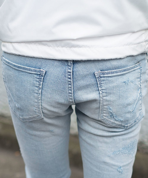 GOSTAR DE FUGA(ゴスタール ジフーガ)の「リメイク加工クラッシュスキニ―デニムパンツ(デニムパンツ・メンズ・インディゴブルー/ライトブルー・S/M/L/XL)」の21枚目の写真