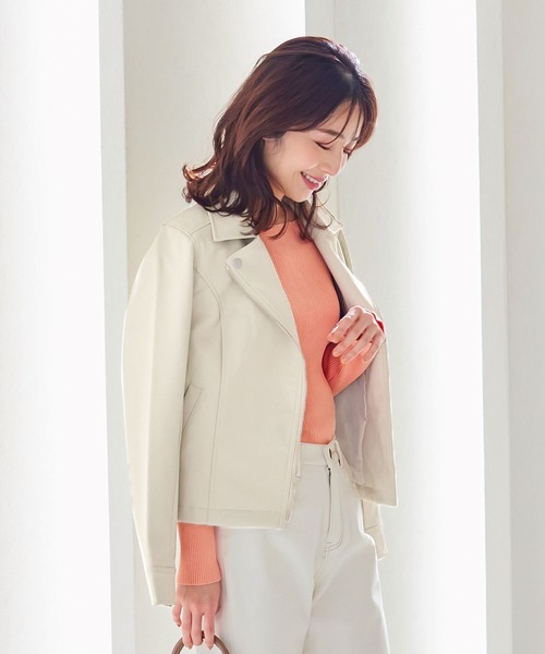 KOBE LETTUCE（コウベレタス）の「フェイクレザーライダースジャケット（ライダースジャケット・レディース・グレイッシュベージュ/ピンクベージュ/アイボリー/ブラック/ベージュ系その他/ブラウン系その他/モカ/ライトグレー/ホワイト系その他/グレー系その他/ベージュ系・FREE）」の12枚目の写真