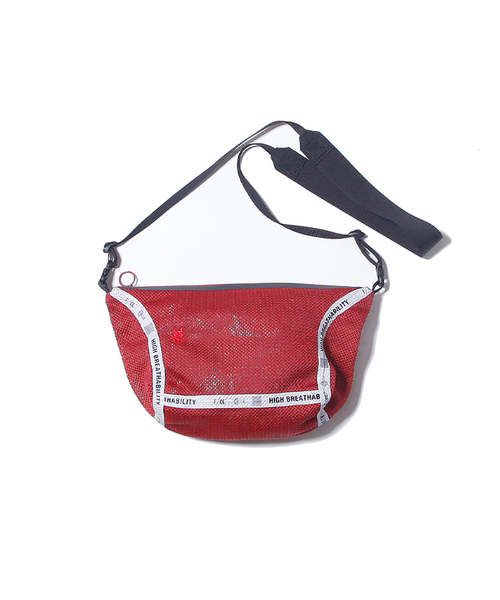 F/CE. （エフシーイー）の「F/CE. MESH SHOULDER / エフシーイー メッシュ ショルダーバッグ（ショルダーバッグ・メンズ・グレー/レッド/サックスブルー/ピンク/グリーン・FREE）」の5枚目の写真