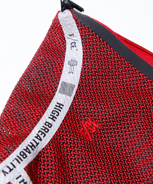 F/CE. （エフシーイー）の「F/CE. MESH SHOULDER / エフシーイー メッシュ ショルダーバッグ（ショルダーバッグ・メンズ・グレー/レッド/サックスブルー/ピンク/グリーン・FREE）」の13枚目の写真