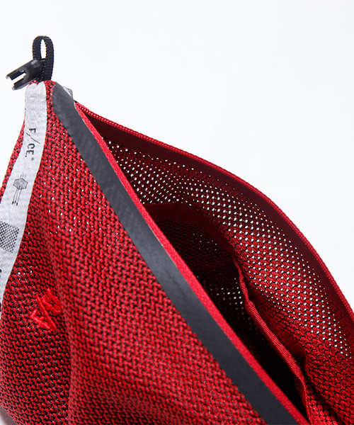 F/CE. （エフシーイー）の「F/CE. MESH SHOULDER / エフシーイー メッシュ ショルダーバッグ（ショルダーバッグ・メンズ・グレー/レッド/サックスブルー/ピンク/グリーン・FREE）」の12枚目の写真