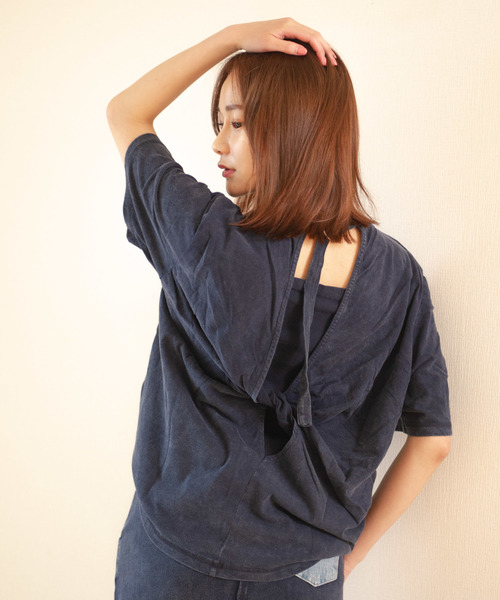 ROGER AND RAW（ロジャーアンドロウ）の「Roger&Raw/ピグメントBackドレープP/O（Tシャツ/カットソー・レディース・ネイビー/ブラウン/カーキ/スミクロ/ライトベージュ・M）」の22枚目の写真