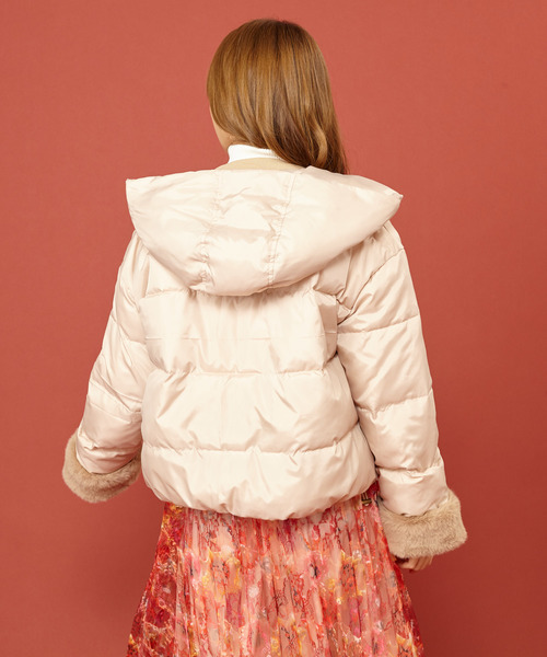 MIIA（ミーア）の「抜き襟ファイバーダウンジャケット（ダウン