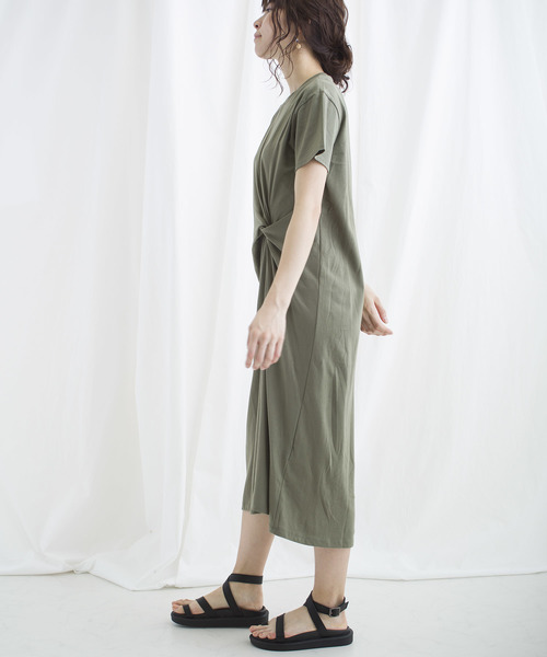 lala Born(ララボーン)の「lalaBorn/天竺フロントツイストワンピース(ワンピース・レディース・ホワイト/ブラック/カーキ/テラコッタ・FREE)」の21枚目の写真