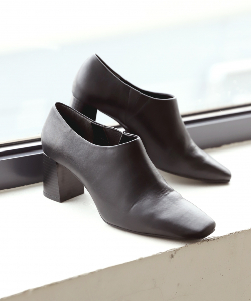 LOWRYS FARM(ローリーズファーム)の「ヒールブーティー 848416(ブーツ・レディース・ブラック/パイソン・MEDIUM/LARGE)」の4枚目の写真