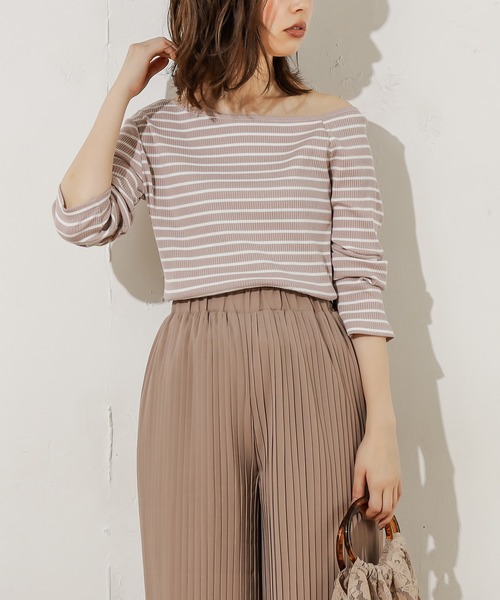 natural couture（ナチュラルクチュール）の「大人ワンショルリブTシャツ（Tシャツ/カットソー・レディース・ブラック/ブラウン/アイボリー/ホワイト系その他/ブラウン系その他/ピンク系その他・FREE）」の6枚目の写真