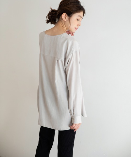 Munich（ミューニック）の「シルキーワッシャーサテン　ヘンリーネックブラウス（シャツ/ブラウス・レディース・ピンク/ブルーグレー/ライトベージュ/ペールイエロー・FREE）」の20枚目の写真