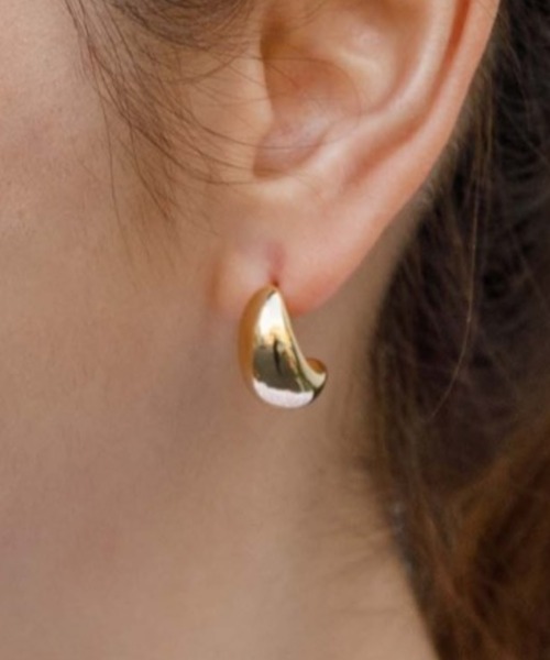 flower（フラワー）の「タイニーフープピアス（ピアス（片耳用）・レディース・シルバー/ゴールド・FREE）」の8枚目の写真