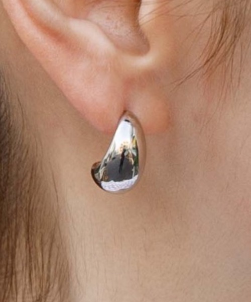 flower（フラワー）の「タイニーフープピアス（ピアス（片耳用）・レディース・シルバー/ゴールド・FREE）」の19枚目の写真