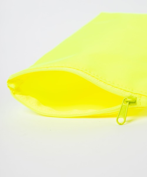Dickies(ディッキーズ)の「WEGO/Dickies TPU MINI 2WAY SHOULDER(ショルダーバッグ・レディース・ブラック/ピンク/グリーン/ライム・FREE)」の16枚目の写真